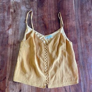 Madewell yellow top size 6. 100% silk